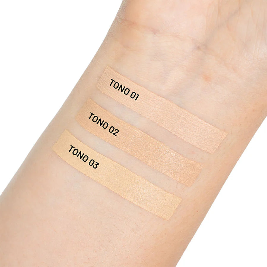 CORRECTOR DE OJERAS AURA