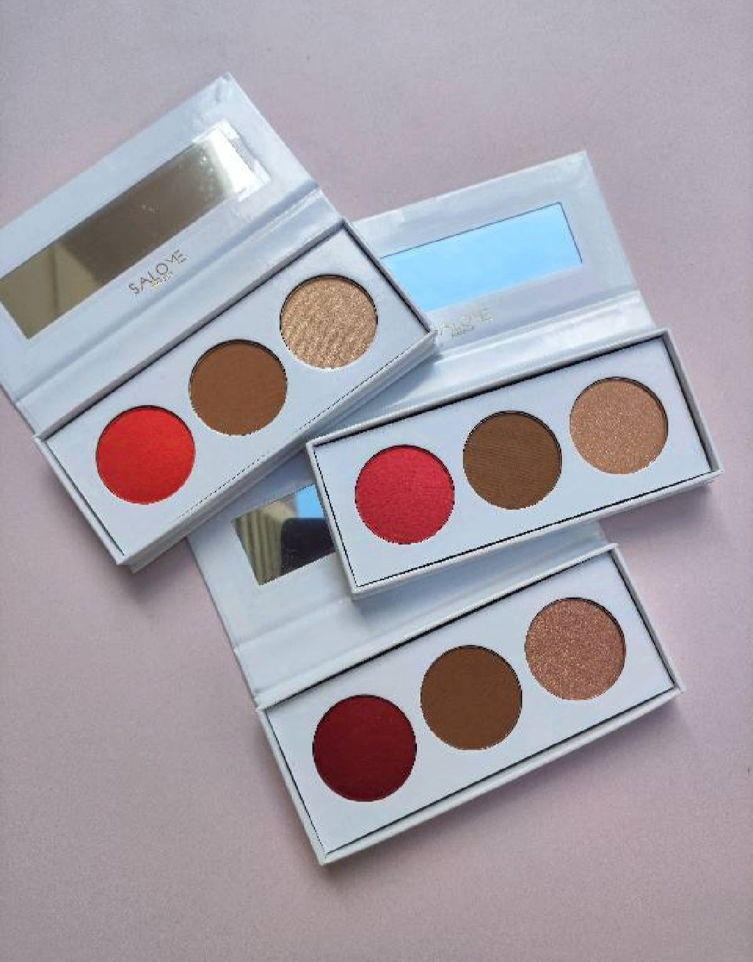 TRIO CONTORNO, ILUMINADOR Y RUBOR EN CREMA