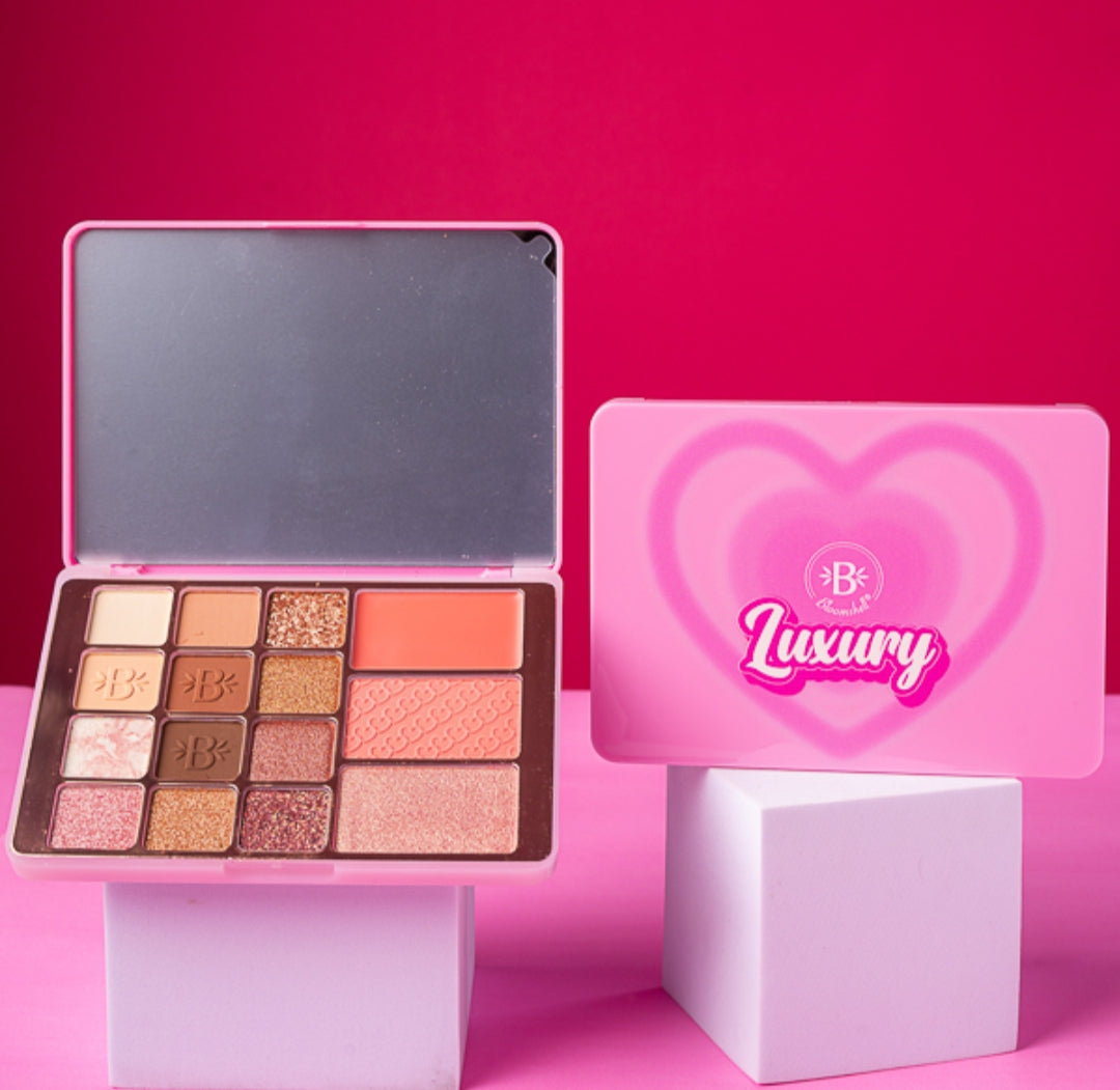 PALETA DE SOMBRAS, RUBOR E ILUMINADOR LUXURY