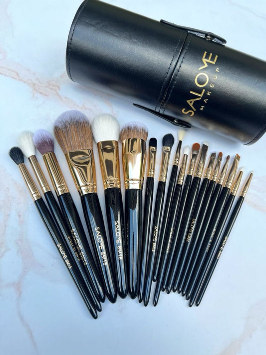 SET DE BROCHAS PROFESIONAL X18