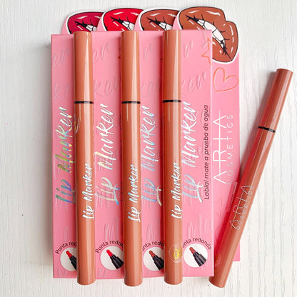 LAPIZ MARCADOR DE LABIOS LIP MARKET