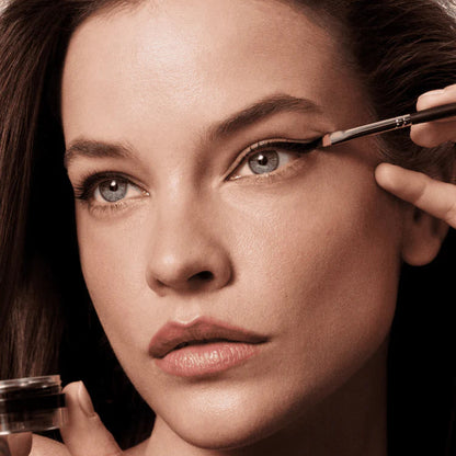 GEL DELINEADORES DE OJOS MATE