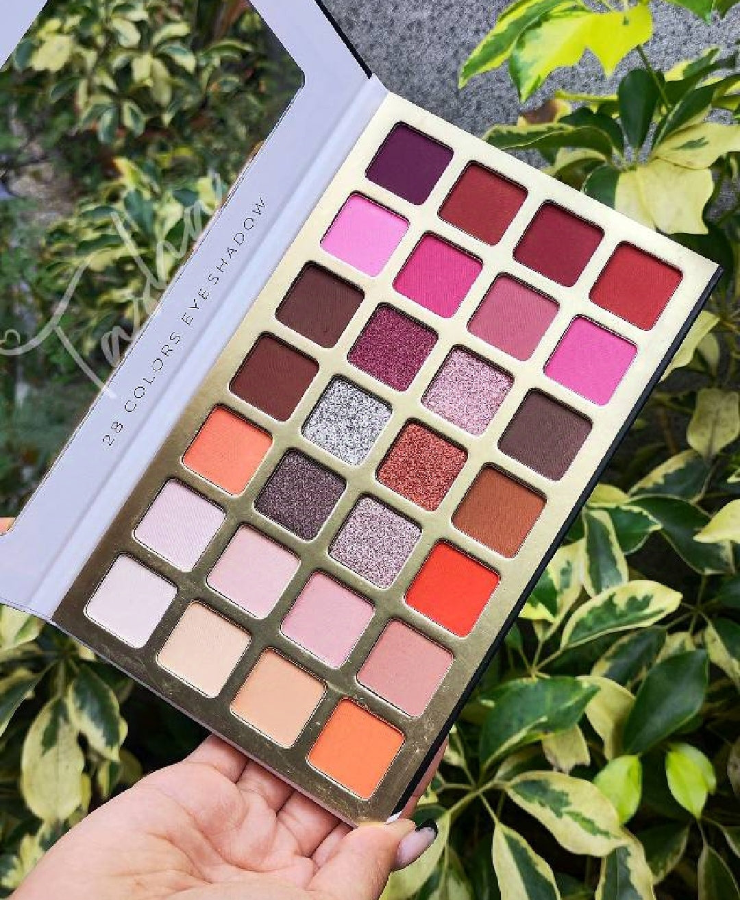 PALETA DE SOMBRAS 28 TONOS COLORIDA