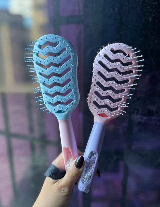 CEPILLO DE CABELLO CON OREJITAS