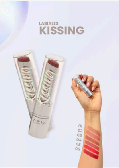 LABIAL MATE KISSING